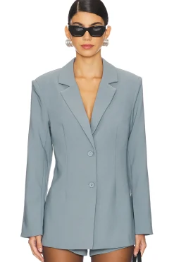 Alia Blazer