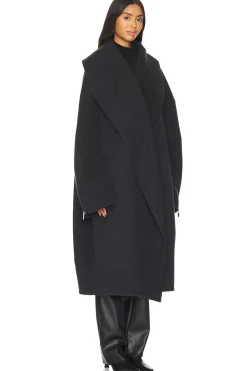 Apex Cocoon Coat
