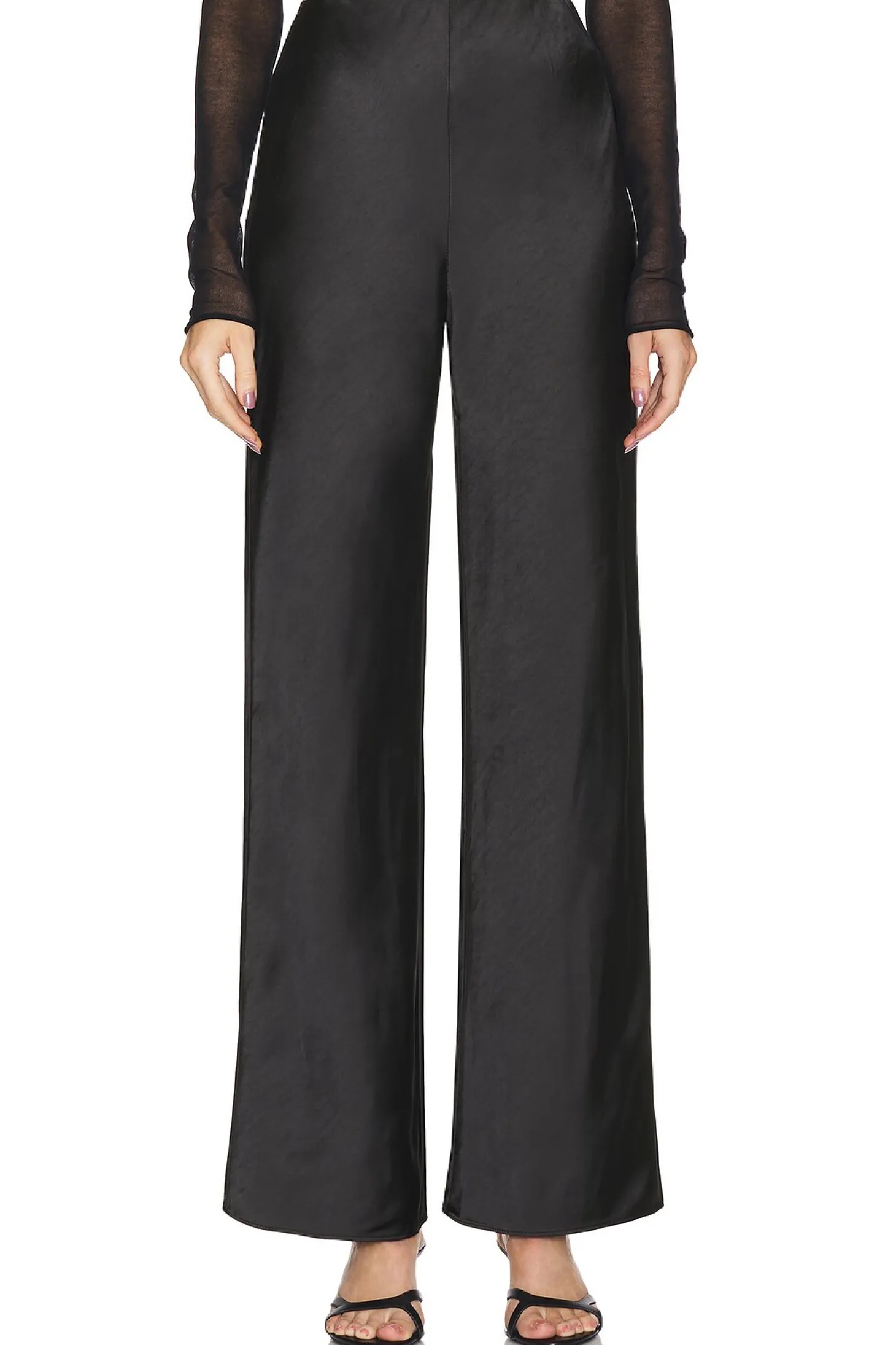 by Marianna Etienne Pant