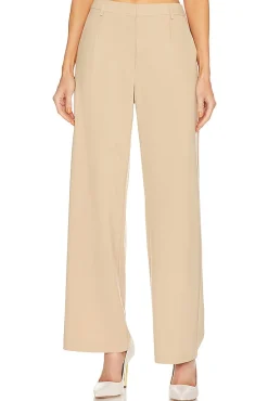 Callista Pant