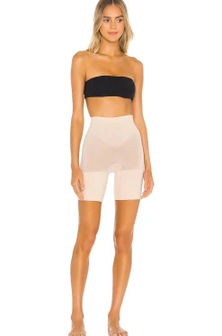 Everyday Shaping Short