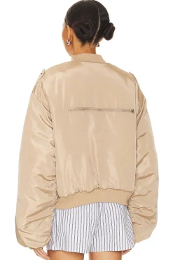 Kai Bomber
