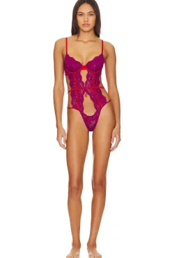 Naomi Lace Bodysuit