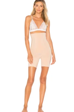 Oncore High Waist Short