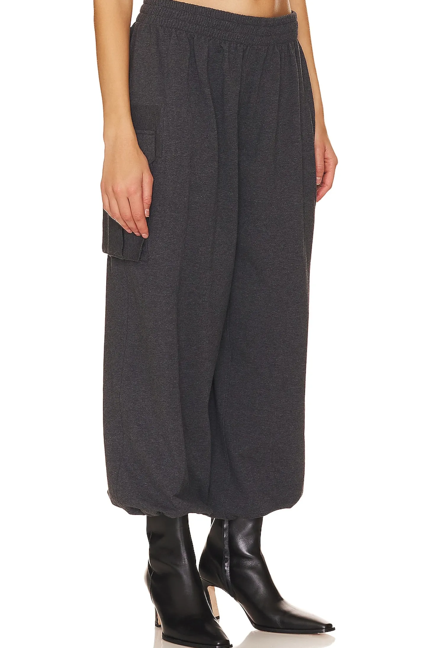 Oversized Boyfriend Cargo Sweatpant