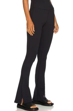 Raquel Pant with Slit 32"