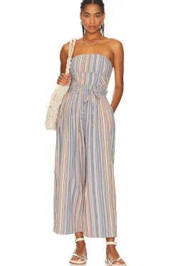 Roaming Shores One Piece