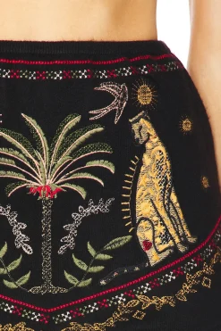 Running Wilder Hot Pants