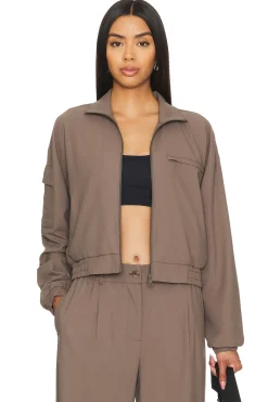 Status Pocket Sleeve Cropped Jacket