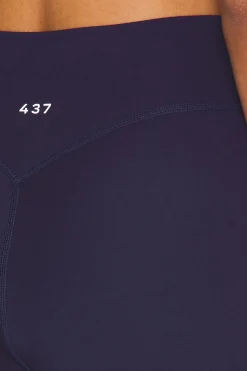 The Essentials Legging