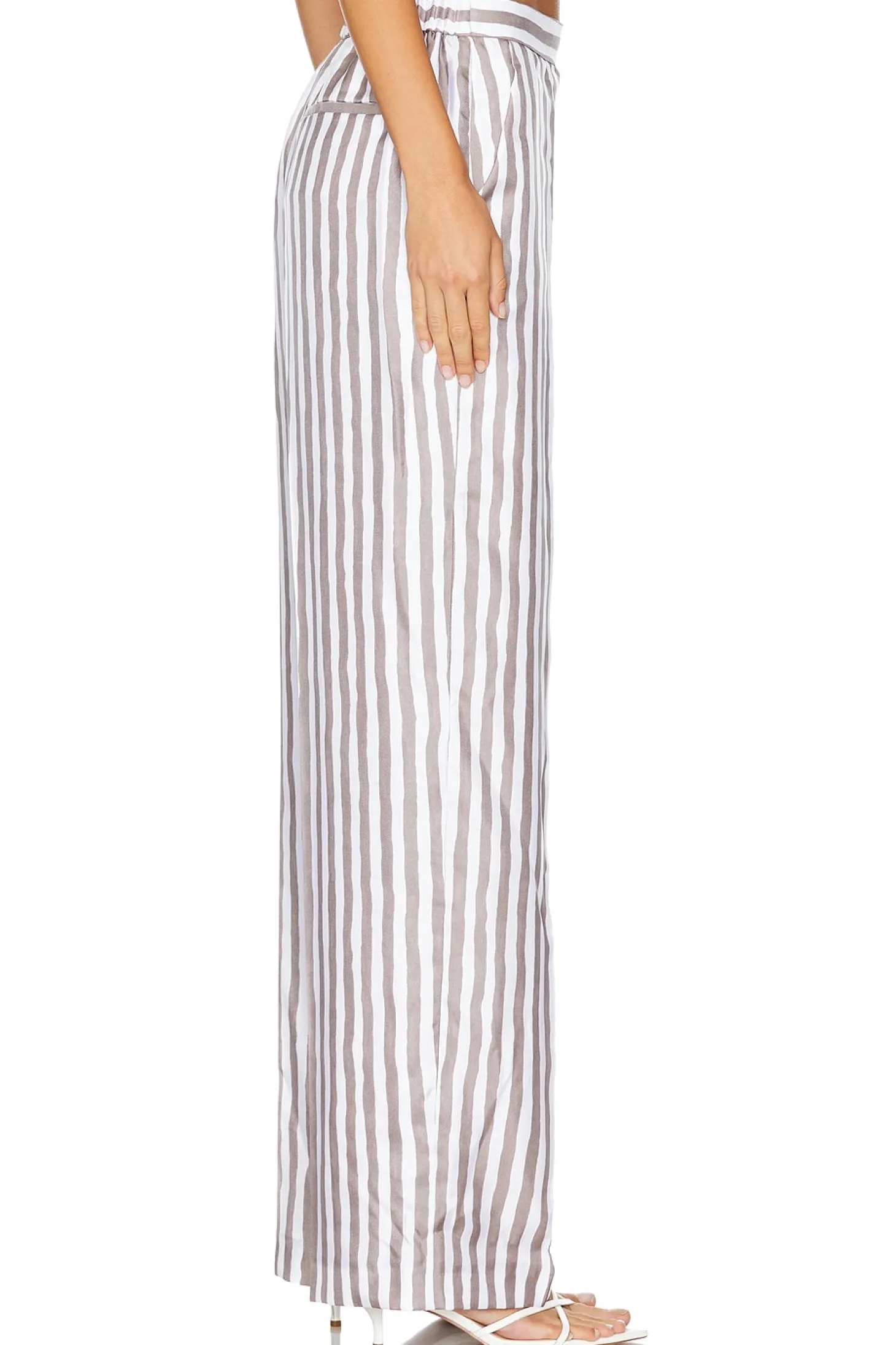 The Relax Straight Pull On Pant