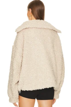 The Winter Sherpa Popover