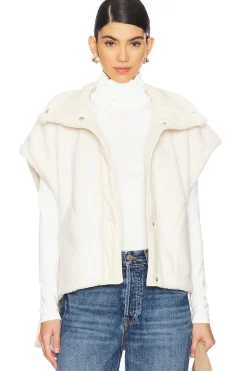 x FP Movement Scout It Out Fleece Vest In Birch Tree