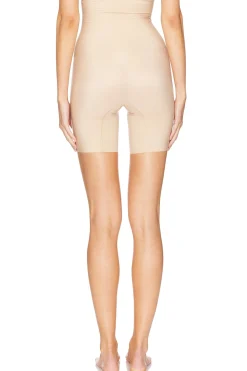 Zone Smoothing High-waisted Short